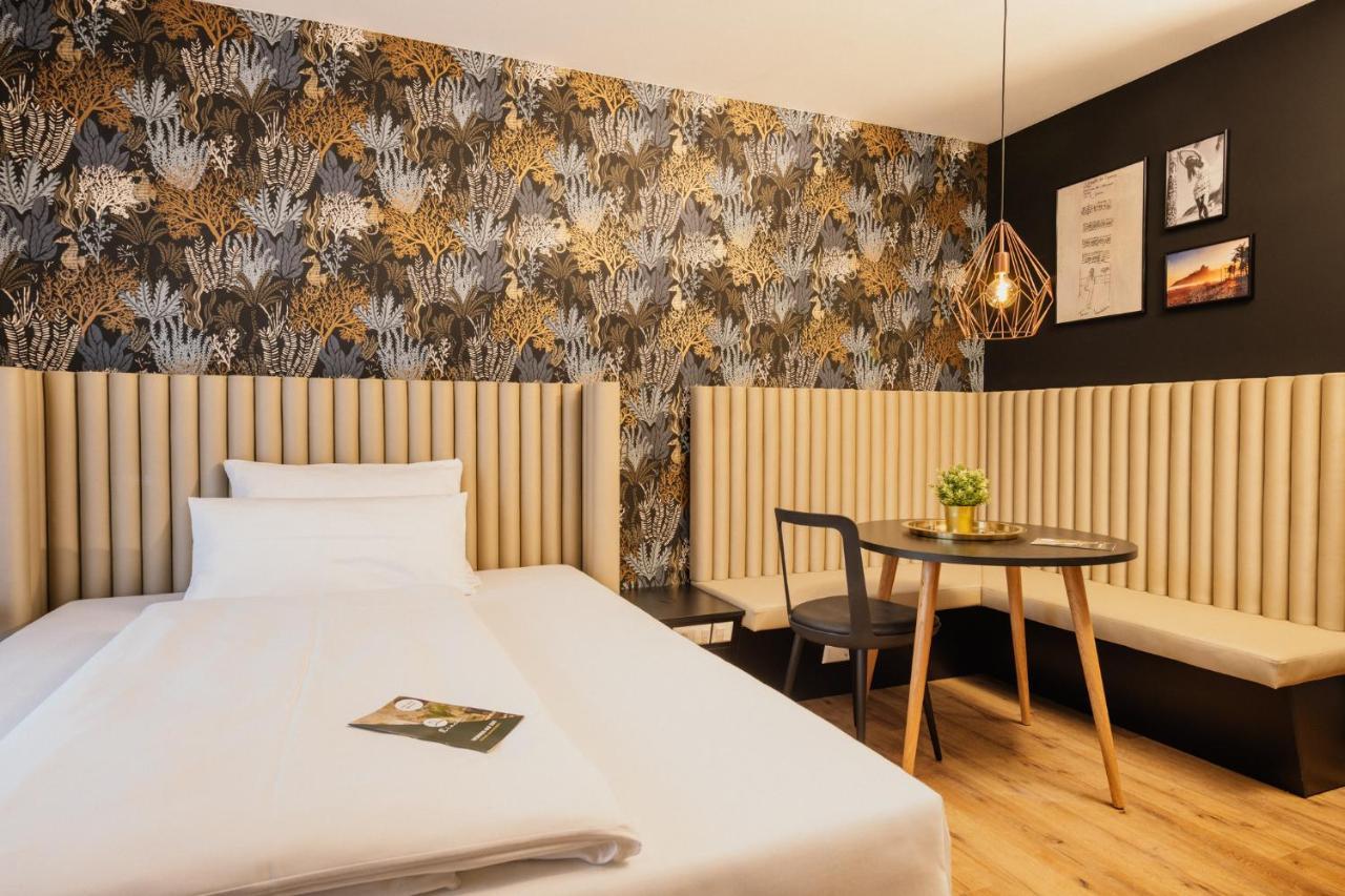 Rioca Stuttgart Posto 4 Aparthotel Bagian luar foto